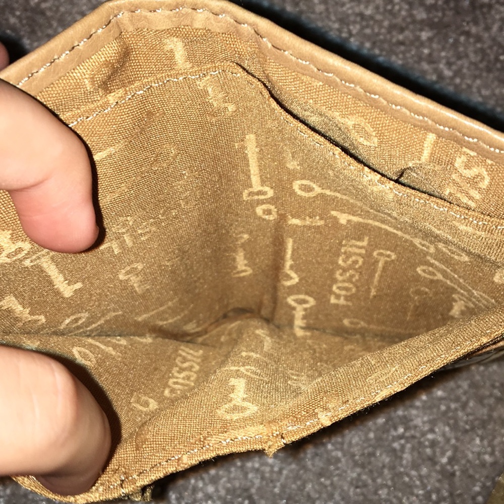 Fossil wallet✨ - Picture 5 of 7